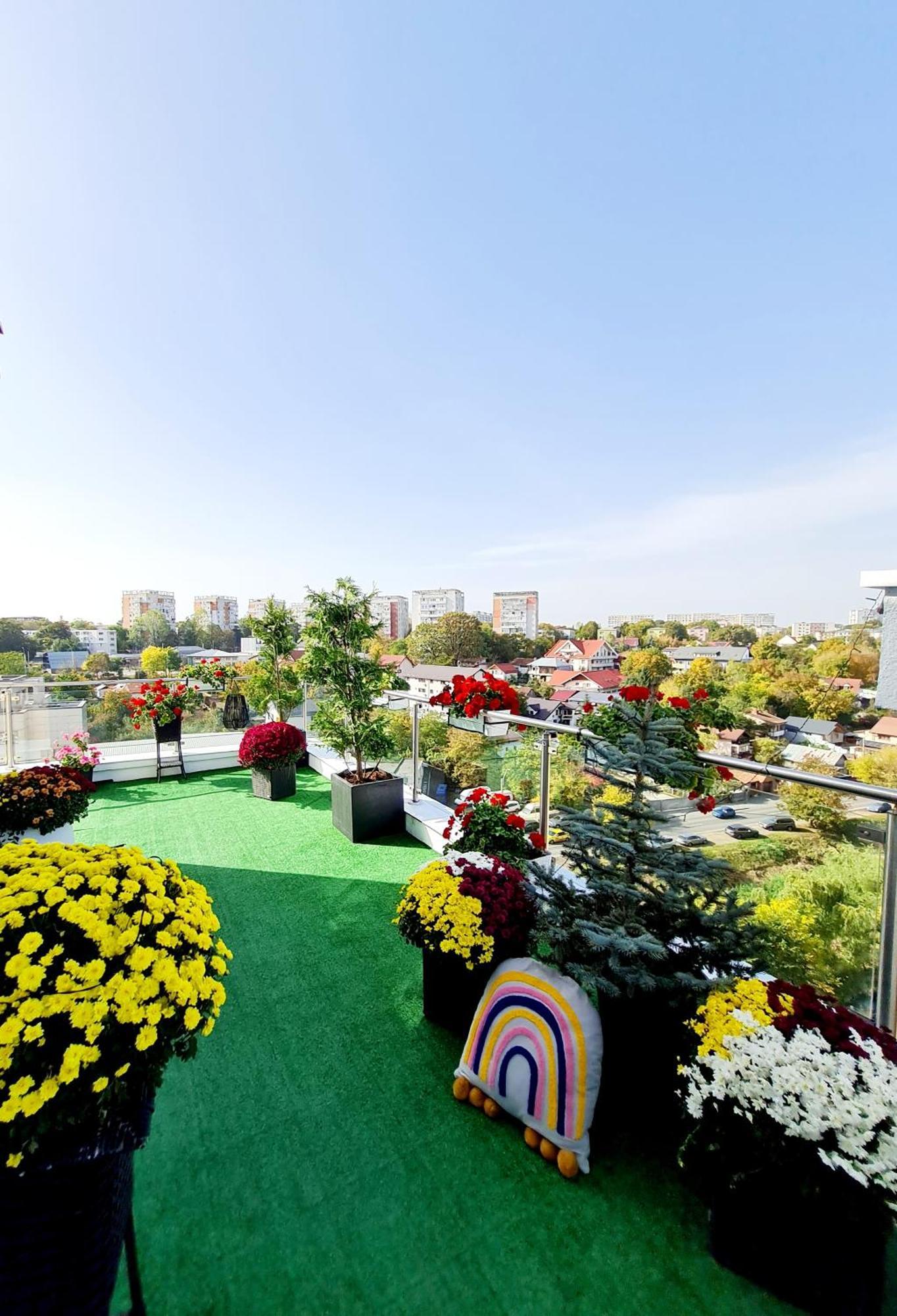 Penthouse Aeroport Iasi Apartamento Exterior foto
