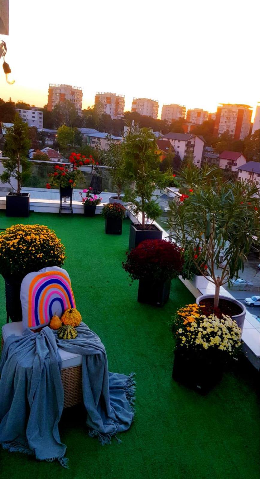 Penthouse Aeroport Iasi Apartamento Exterior foto