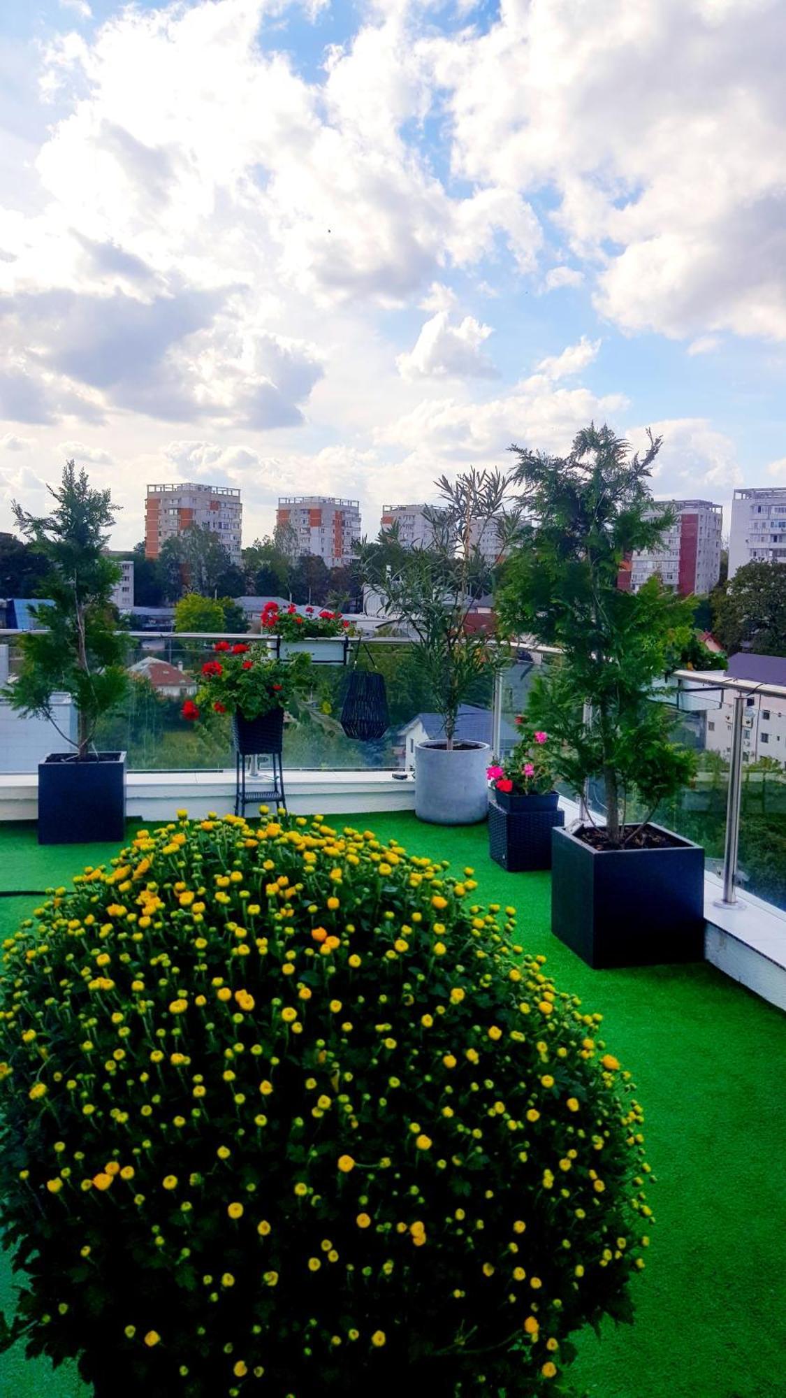 Penthouse Aeroport Iasi Apartamento Exterior foto